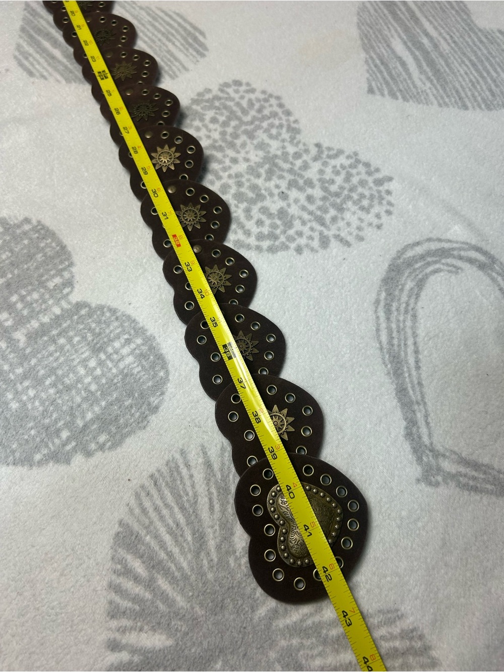 Western leather heart shaped festival belt 42in long - Picture 2 of 2